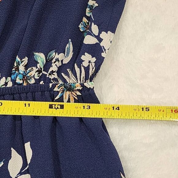 Lapis Dress Women's Dress Size M Floral Beautiful Blue / White Flowery Dress - Picture 4 of 8